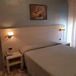 Riviera 3*