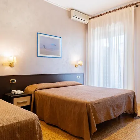Riviera 3*