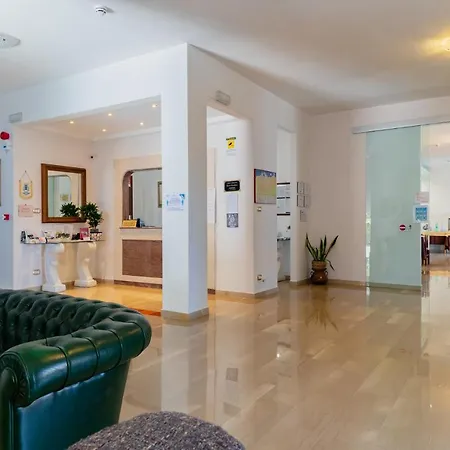 Riviera 3* Trani