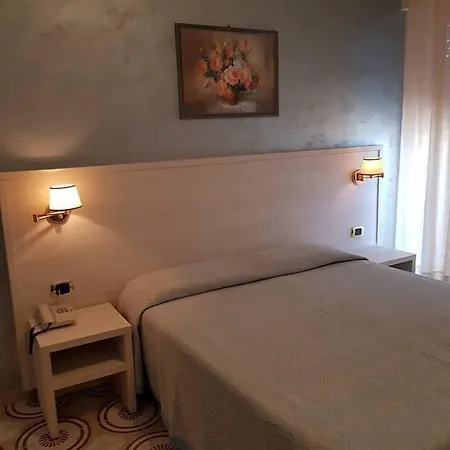 Riviera 3*
