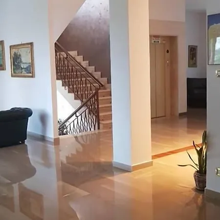 Riviera 3*